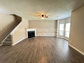 4885 Robinson Square Dr in Acworth, GA - Building Photo - Building Photo
