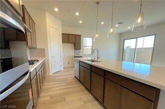 155 Marlette Crk Pl in Las Vegas, NV - Building Photo - Building Photo