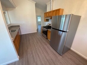 2810-2814 Chronicle Ave in Hayward, CA - Building Photo - Building Photo