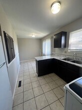 3264 Arnsby Rd in Columbus, OH - Foto de edificio - Building Photo