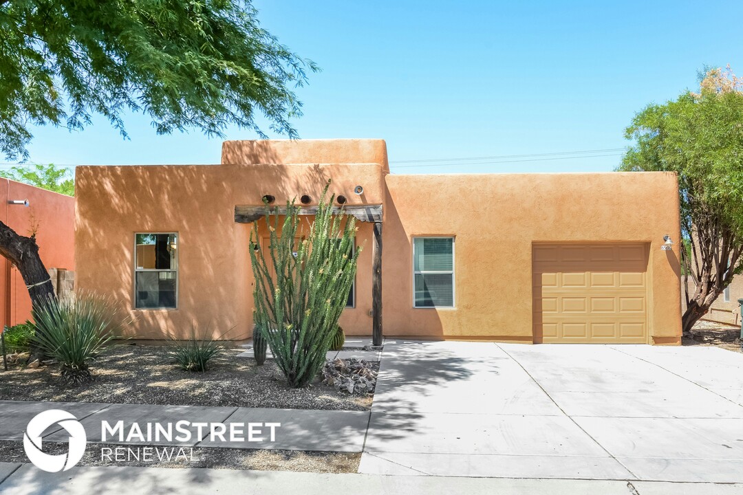 6566 S Avenida Santa Carolina in Tucson, AZ - Building Photo