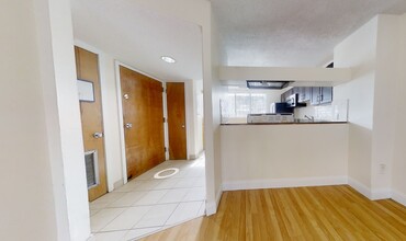 148 North Beacon St, Unit A4 in Boston, MA - Building Photo - Building Photo