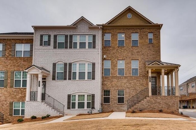 2481 Georgetown Ave