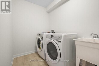 975 Athenry Ct in Ottawa, ON - Building Photo - Building Photo