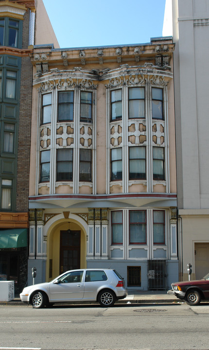 815 Bush St in San Francisco, CA - Building Photo