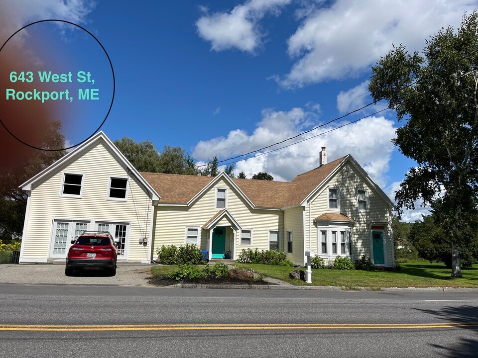 643 West St in Rockport, ME - Building Photo