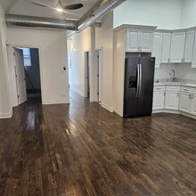 2715 W Lake St in Chicago, IL - Building Photo - Building Photo