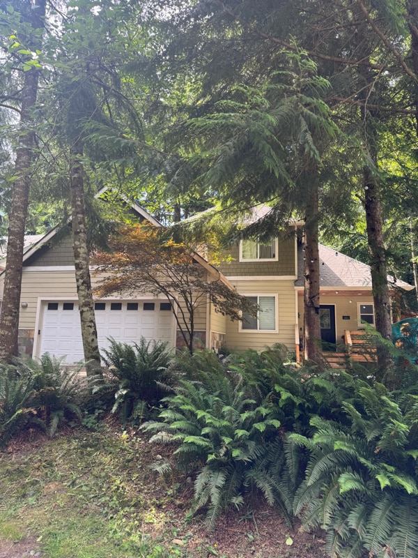 property at 13 Yearling Pl