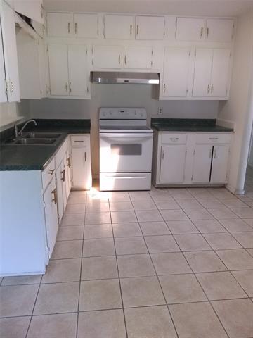 604 Oakland Dr in Irving, TX - Building Photo - Building Photo