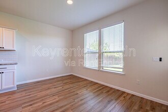 10100 Wading Pool Path in Austin, TX - Building Photo - Building Photo