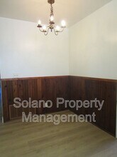 110 Oxford Ct in Vacaville, CA - Building Photo - Building Photo