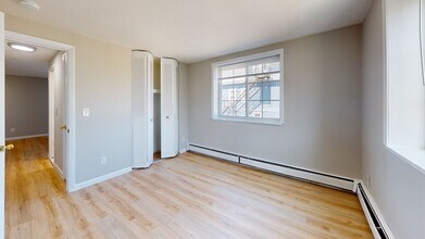 12 Woodland St in Everett, MA - Building Photo - Building Photo