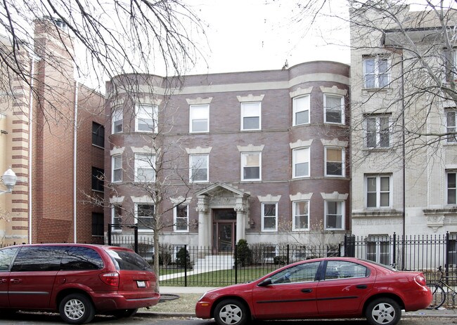 4071 N Kenmore Ave in Chicago, IL - Building Photo - Building Photo