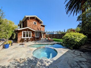115 Sunnyside Ave in San Anselmo, CA - Building Photo - Building Photo