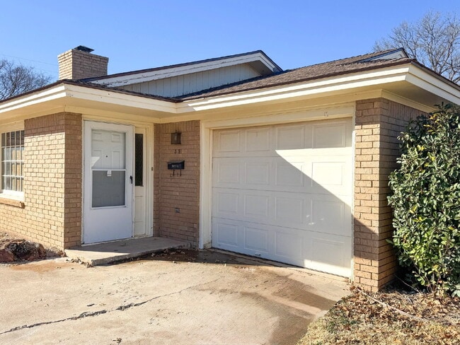 3621 54th St in Lubbock, TX - Foto de edificio - Building Photo