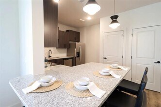 300 Hwy 81 in Mcdonough, GA - Building Photo - Building Photo