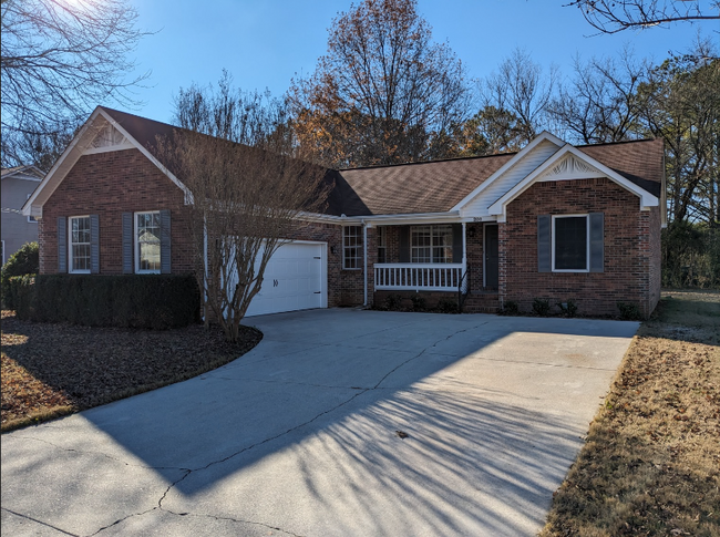 property at 200 Leslie Ln