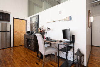 Winston Factory Lofts in Winston-Salem, NC - Building Photo - Interior Photo