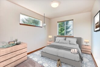 Parkview Apartments in Olympia, WA - Building Photo - Building Photo