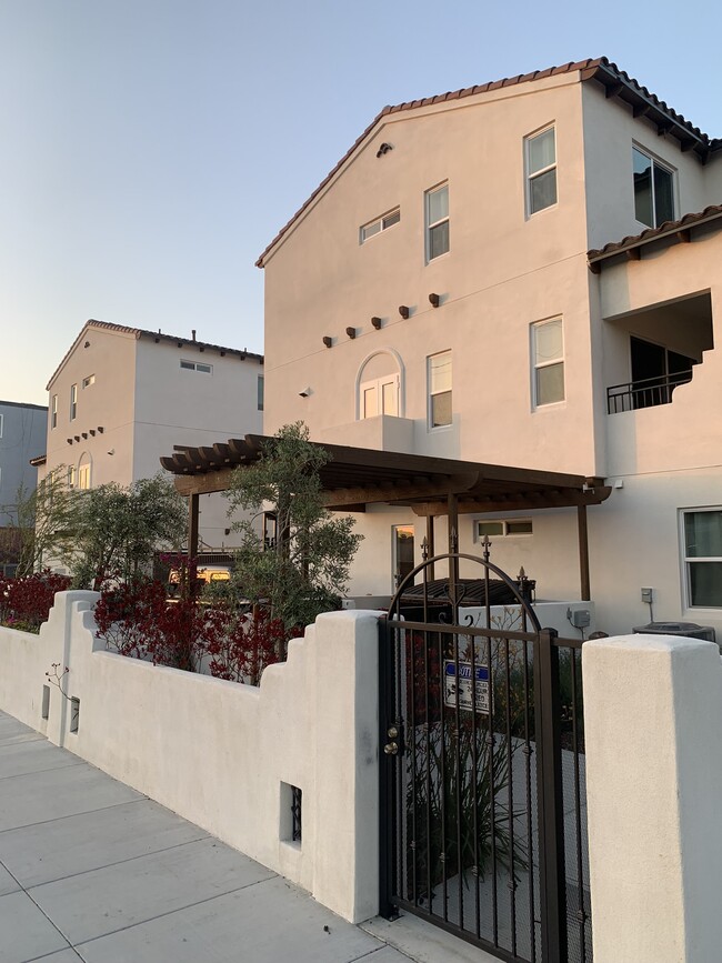 8409 Telegraph Rd Rentals in Pico Rivera, CA