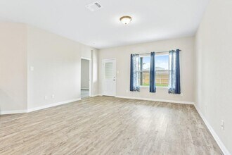 2072 Port Ellen Dr in Round Rock, TX - Building Photo - Building Photo