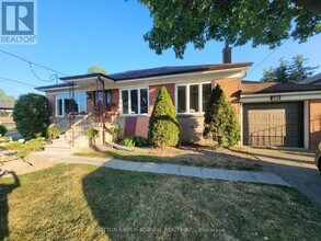 95 Almore Ave in Toronto, ON - Building Photo - Building Photo