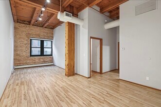 400 N 1st St, Unit #302 in Minneapolis, MN - Foto de edificio - Building Photo