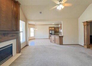 16505 Moorgate Ln in Edmond, OK - Building Photo - Building Photo