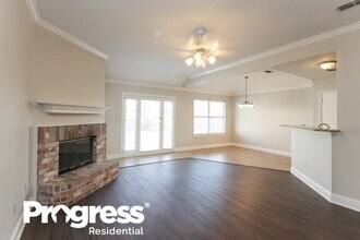 2524 Park Valley Dr in Mesquite, TX - Foto de edificio - Building Photo