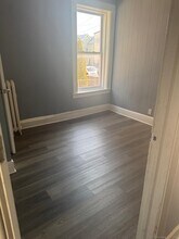 146 George St, Unit 2 in Bridgeport, CT - Building Photo - Building Photo