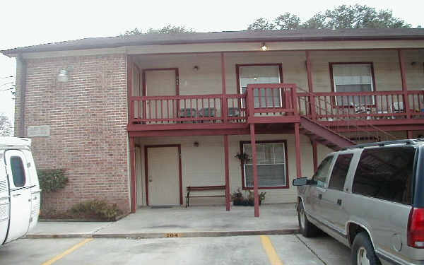 Apple Arbor Apartments in Tomball, TX - Building Photo - Building Photo