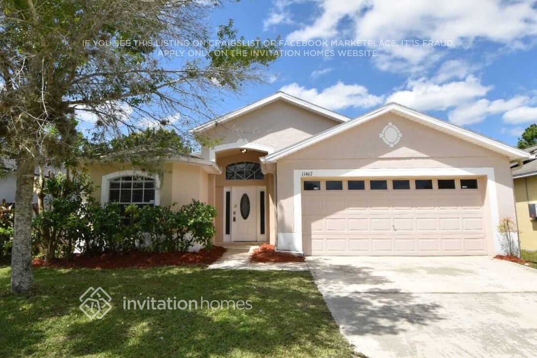 11467 Brown Quail Ct in Orlando, FL - Building Photo