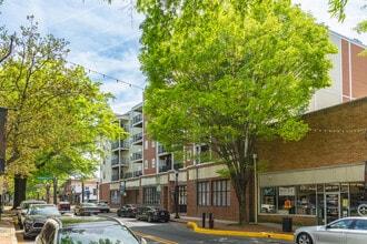 Bayard Plaza in Dover, DE - Foto de edificio - Building Photo