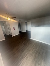 5220 Weber Rd in Corpus Christi, TX - Building Photo - Building Photo