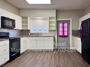 100 S Front St in Liverpool, PA - Building Photo - Building Photo