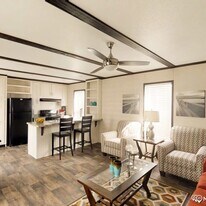 101 Rhett Ave in Troy, AL - Building Photo