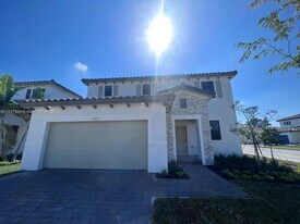 11962 SW 241st St in Princeton, FL - Building Photo