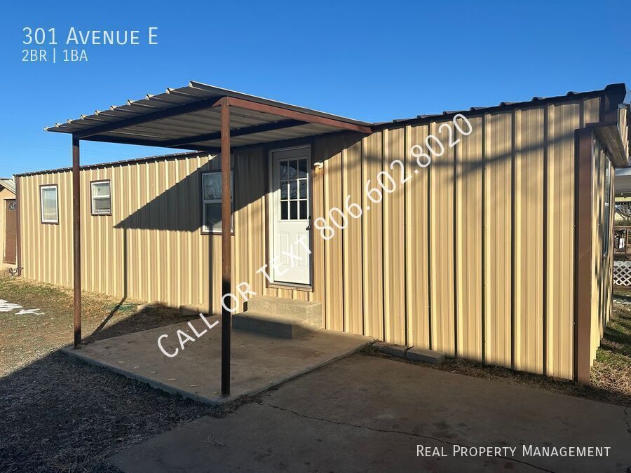 301 Avenue E in Hereford, TX - Building Photo