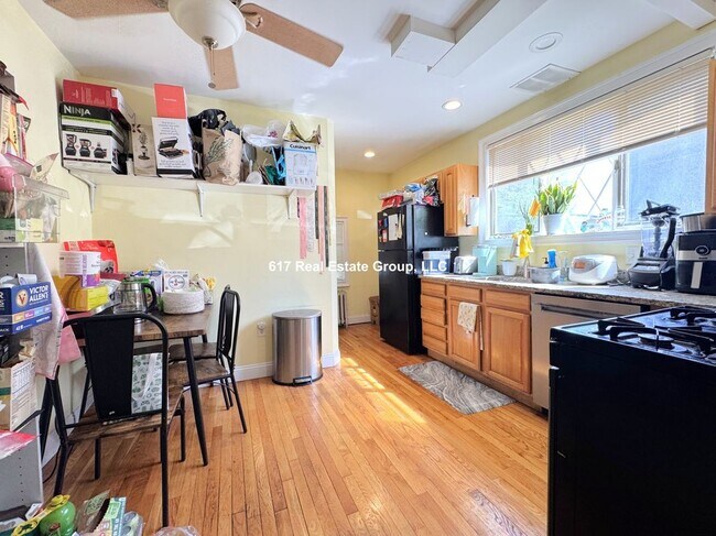 18 Allston St in Boston, MA - Building Photo - Building Photo