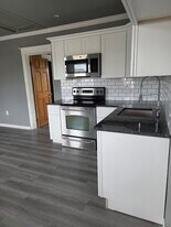 101 W Magnolia Ave, Unit B in Wildwood, NJ - Building Photo
