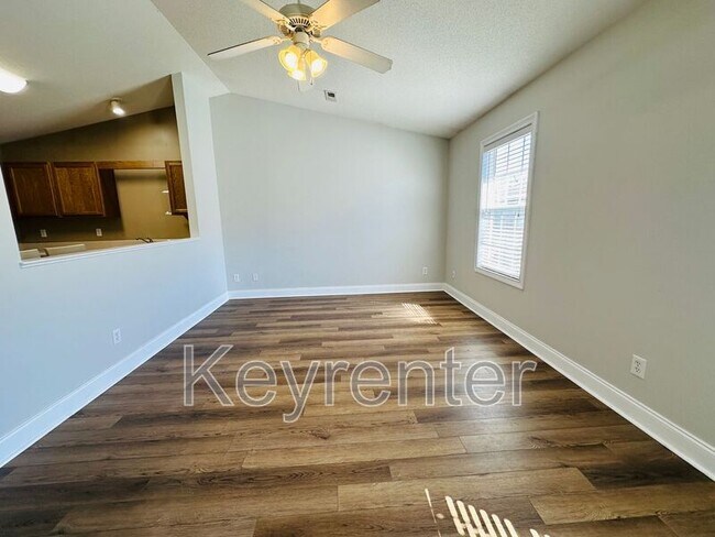 804 Garcia Way in Knoxville, TN - Foto de edificio - Building Photo