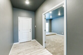 10301 Avenue W in Lubbock, TX - Building Photo - Building Photo