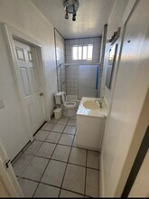 608 N St Andrews Pl, Unit 6 in Los Angeles, CA - Foto de edificio - Building Photo