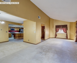 3948 Tudur Ln in Las Vegas, NV - Building Photo - Building Photo