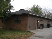 Creekwood & Heathwood Apartments in McMinnville, TN - Building Photo - Building Photo