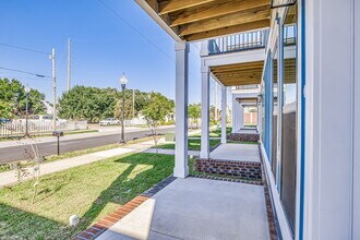 536 N De Villiers St in Pensacola, FL - Foto de edificio - Building Photo