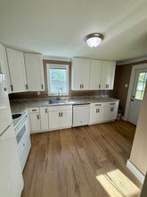 1105 E 5th St in Corinth, MS - Foto de edificio - Building Photo