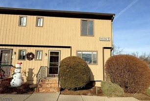 38 Park St in Florham Park, NJ - Building Photo