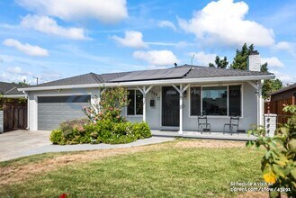 3369 Pepper Tree Ln in San Jose, CA - Building Photo - Building Photo