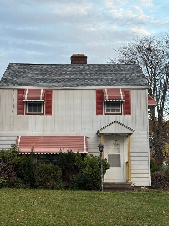 3911 E 176th St in Cleveland, OH - Building Photo